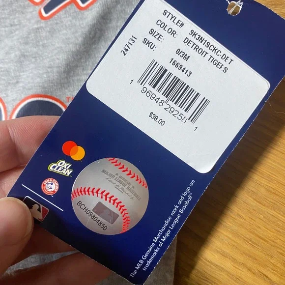 NEW Detroit Tigers Baby Onesie Romper 0-3 Months Gray MLB - Picture 4 of 10